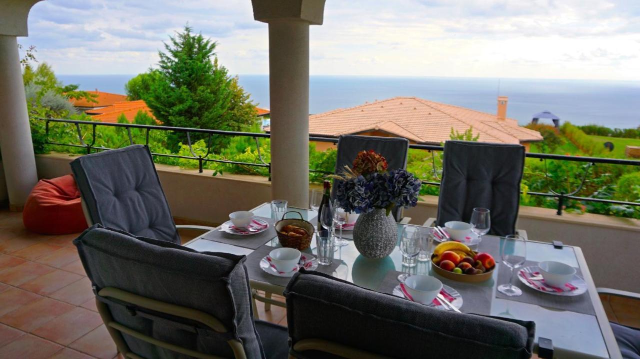 Вила Афина - Villa Afina Balchik Exterior photo